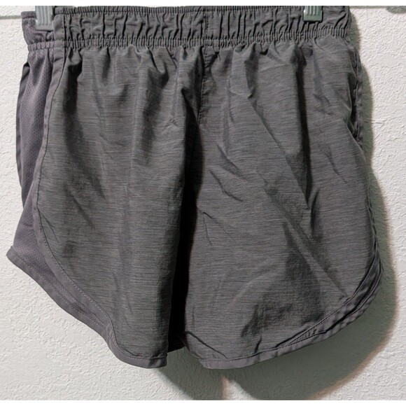 Nike Women's Dry Tempo Dri-Fit Running Shorts Size XS 23" Gray (591) - Picture 2 of 3